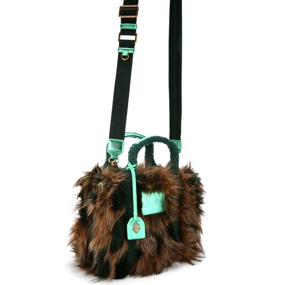 Kurt Geiger 🎁NWT Fuzzy Southbank Tote/Crossbody With Dustbag🎁 Gift Ready - Picture 3 of 15
